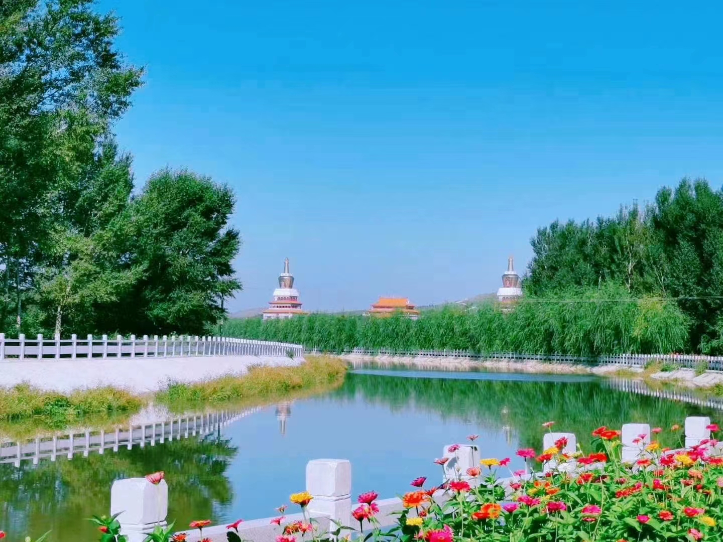 红色马镇-葛根庙